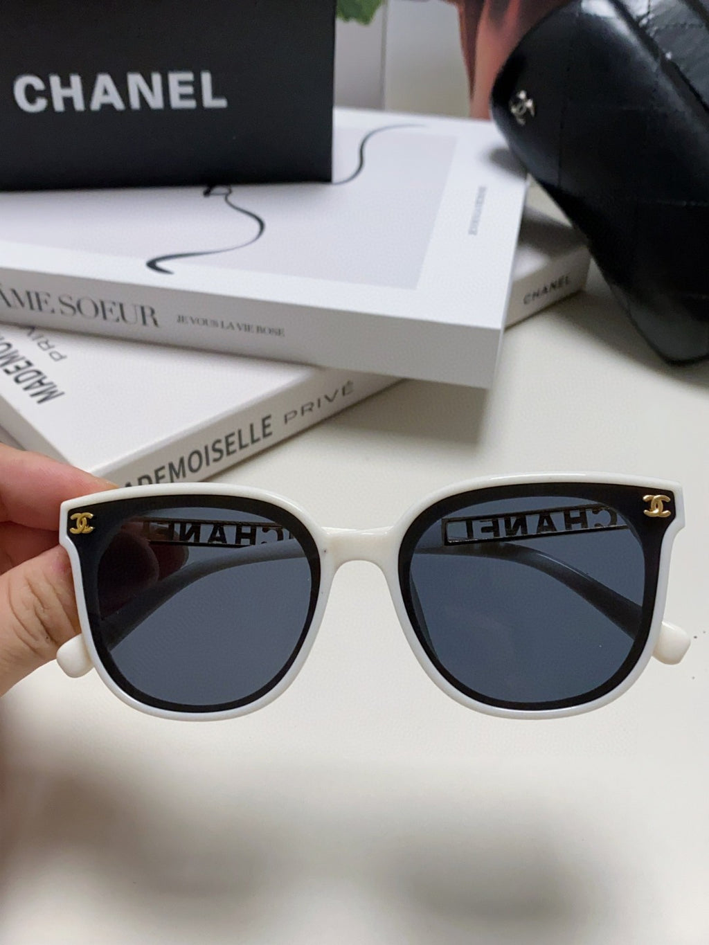 Chanel Square Gray Lens Sunglasses for Men & Women - detail image 2