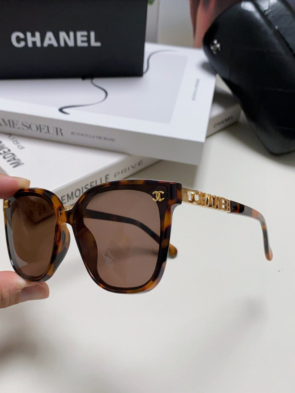 Chanel Square Silver Lens Sunglasses for Men & Women - 465062 - detail image 4