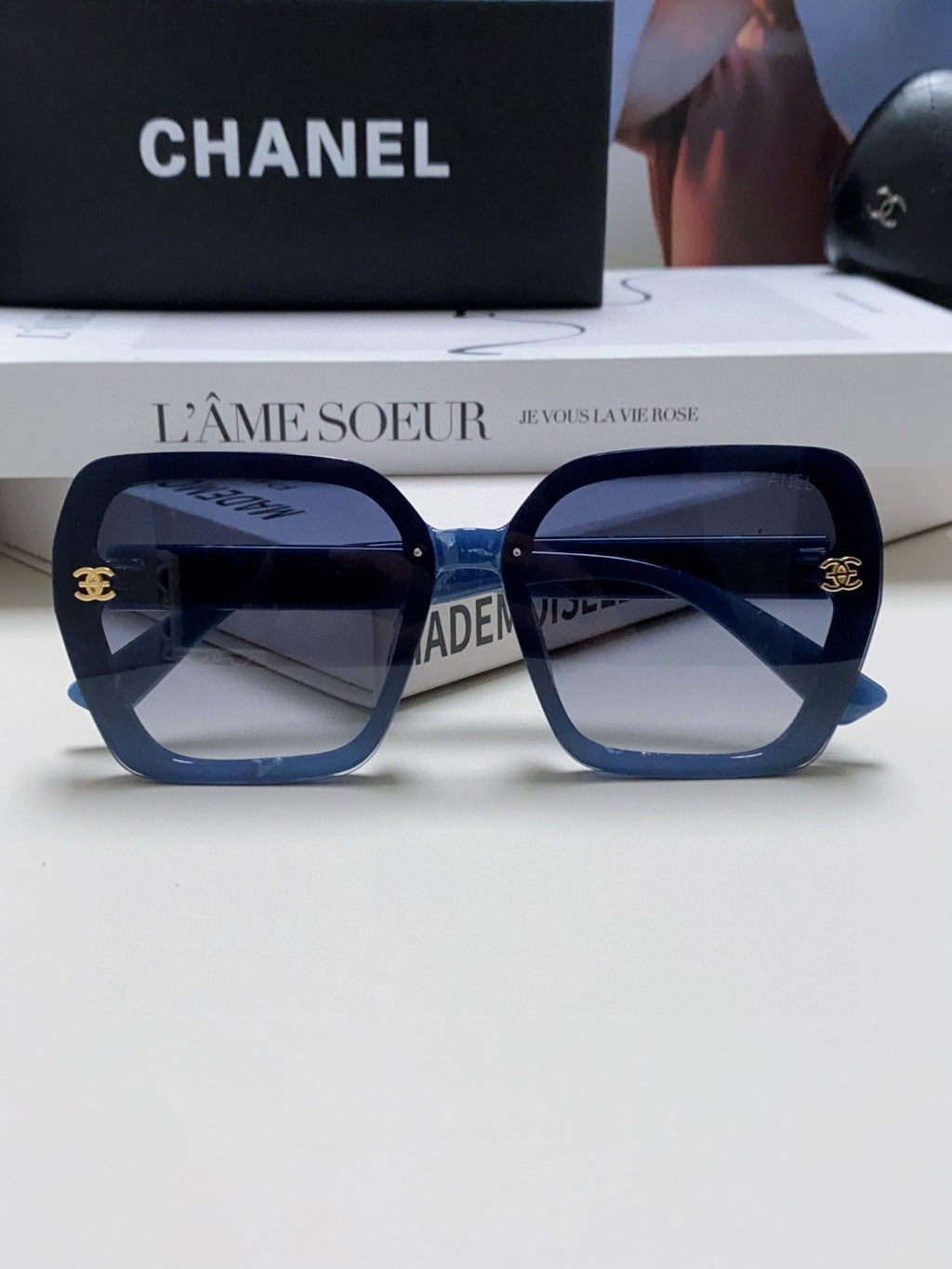 Chanel Polarized Fashion Blue Lens Sunglasses for Men & Women - detail image 5