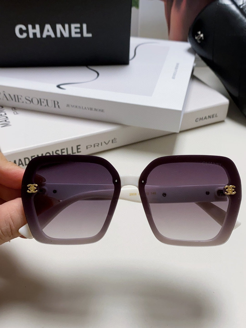 Chanel Polarized Fashion Silver Lens Sunglasses for Men & Women - 465065 - detail image 3