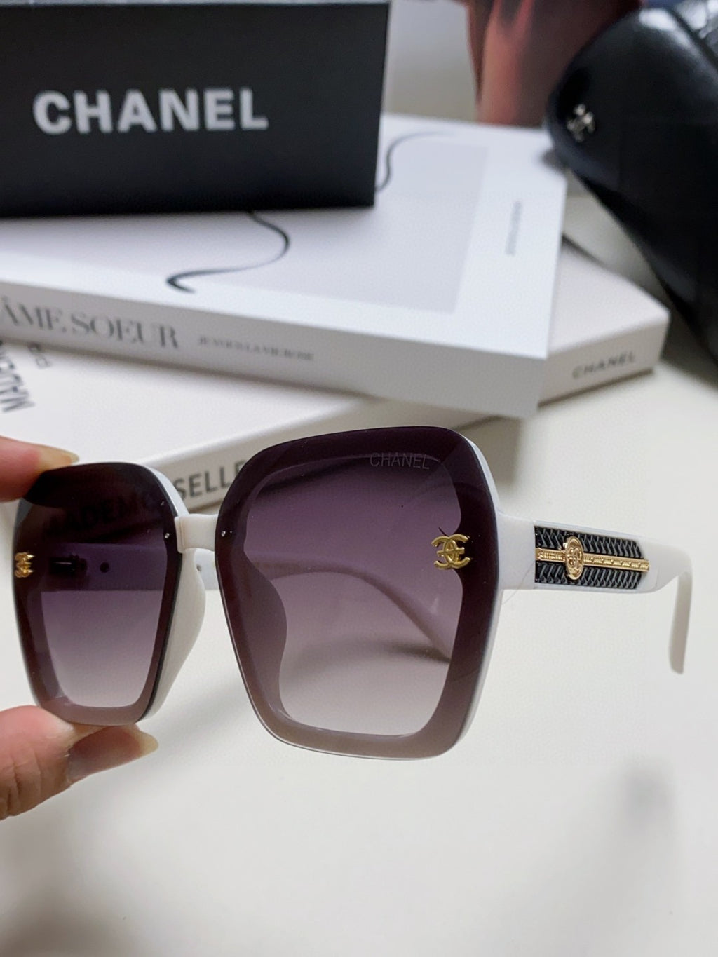 Chanel Polarized Fashion Silver Lens Sunglasses for Men & Women - 465065 - detail image 5