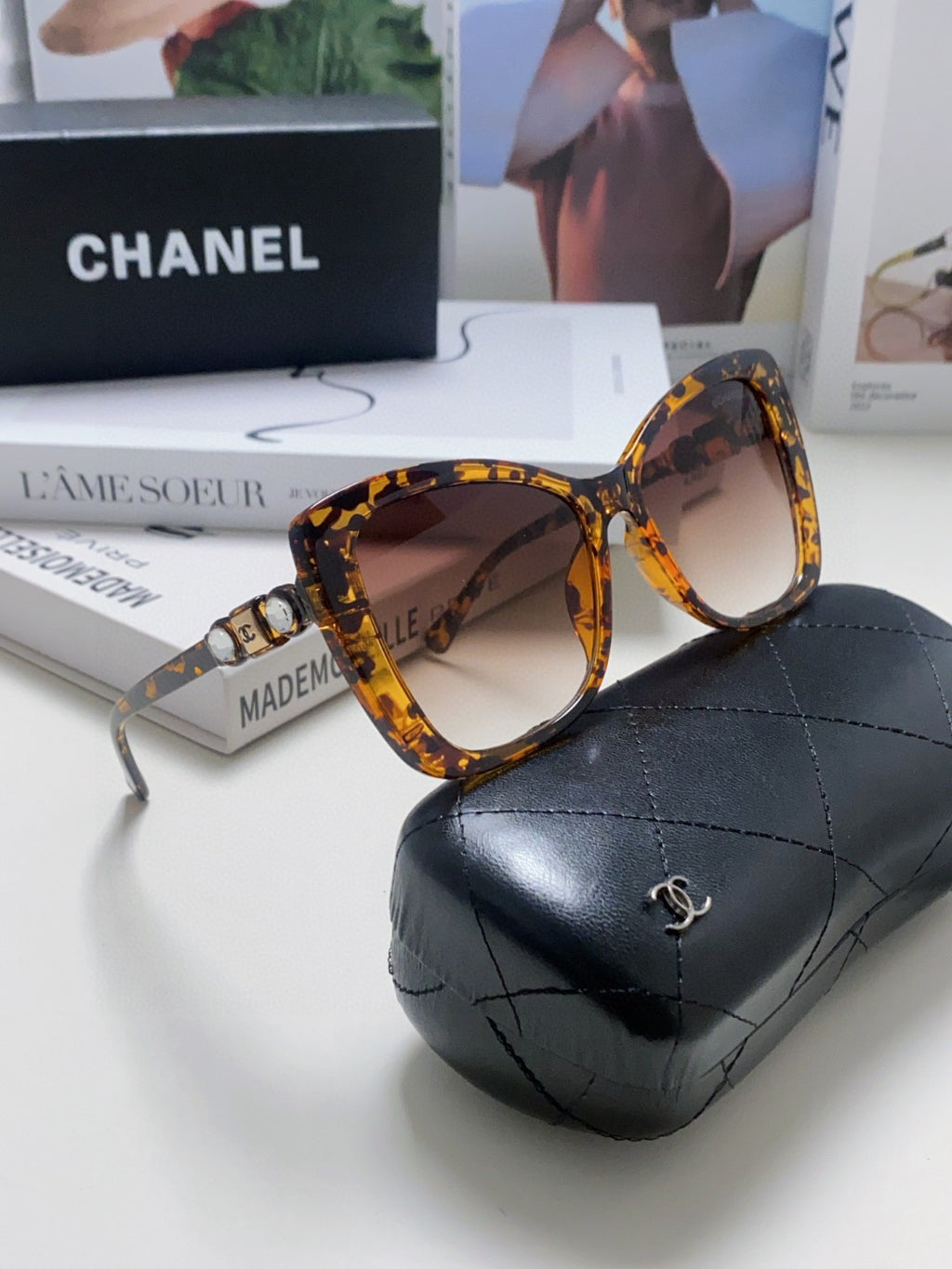 Chanel CH5445H Fashion Red Lens Sunglasses for Men & Women - detail image 7