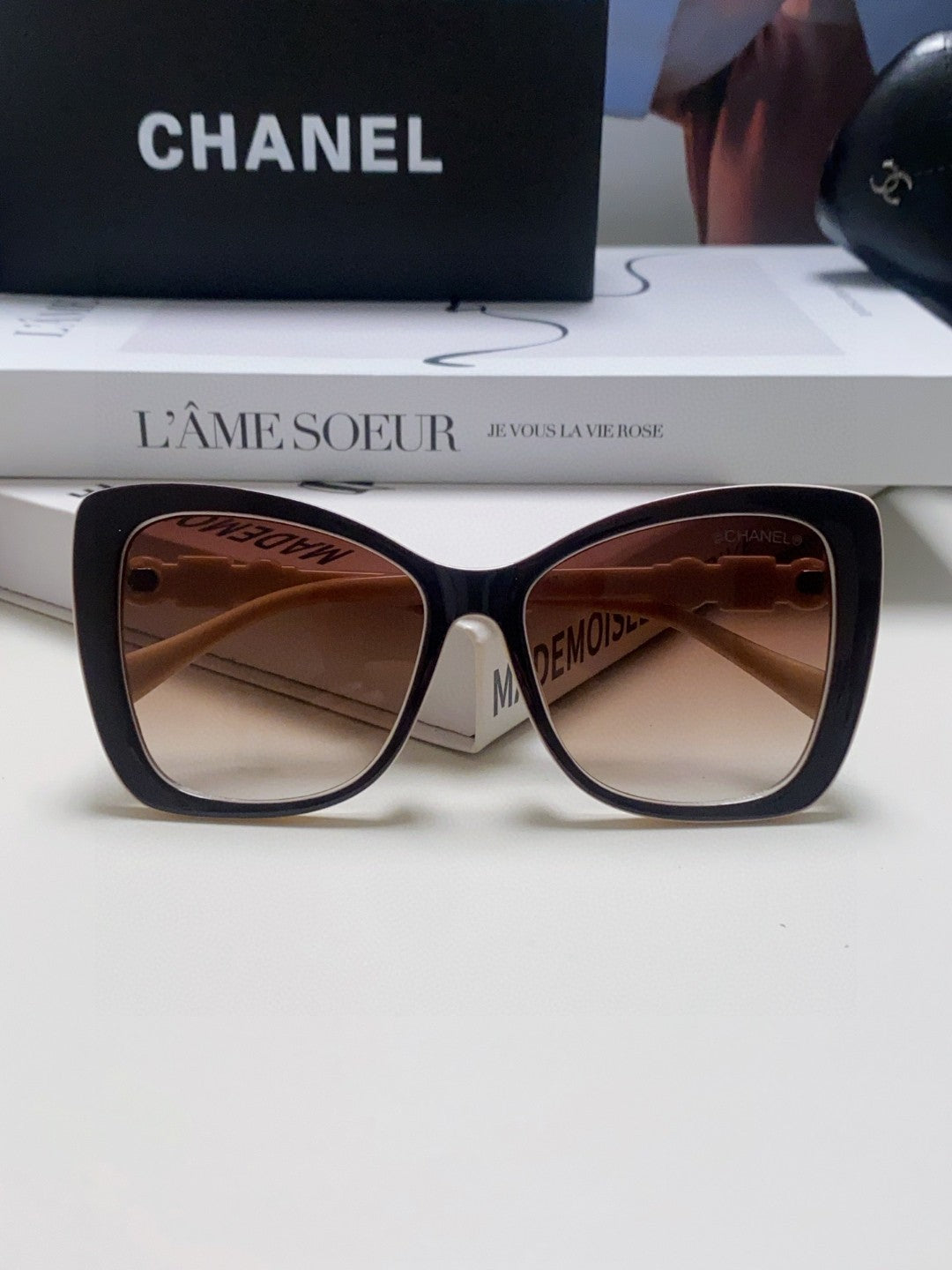 Chanel CH5445H Fashion Gray Lens Sunglasses for Men & Women - detail image 6