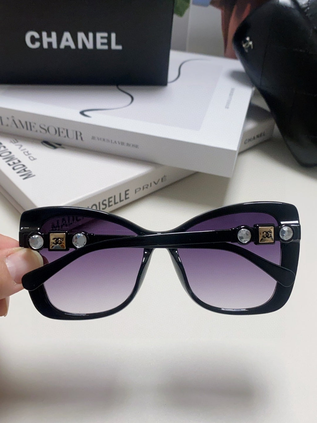 Chanel CH5445H Fashion Brown Lens Sunglasses for Men & Women - detail image 6