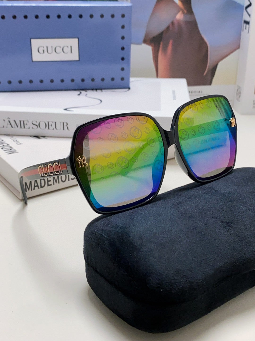 Gucci Polarized Fashion Blue Lens Sunglasses for Men & Women - detail image 7