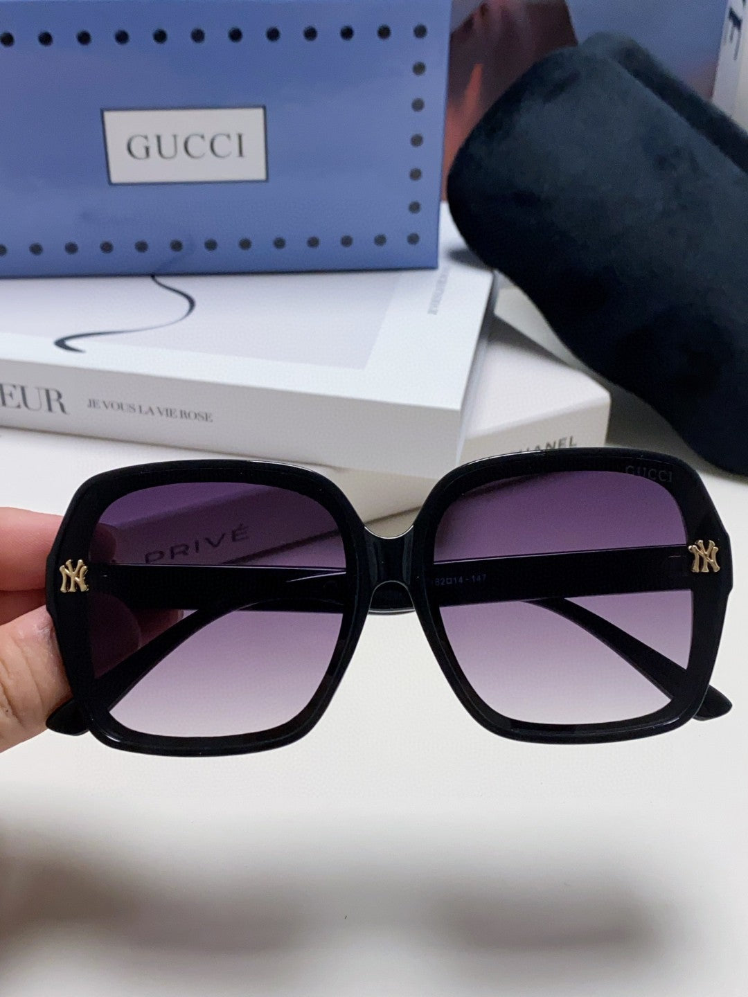 Gucci Polarized Fashion Silver Lens Sunglasses for Men & Women - 464853 - detail image 3