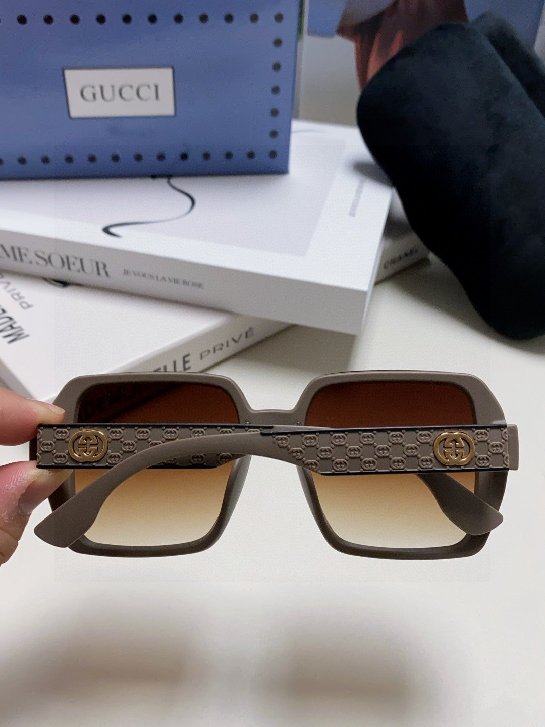 Gucci Polarized Fashion Silver Lens Sunglasses for Men & Women - 464848 - detail image 4