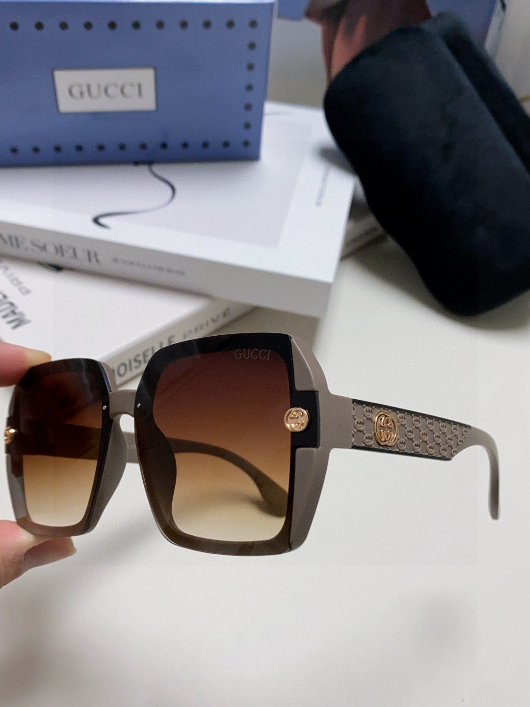 Gucci Polarized Fashion Silver Lens Sunglasses for Men & Women - 464848 - detail image 5