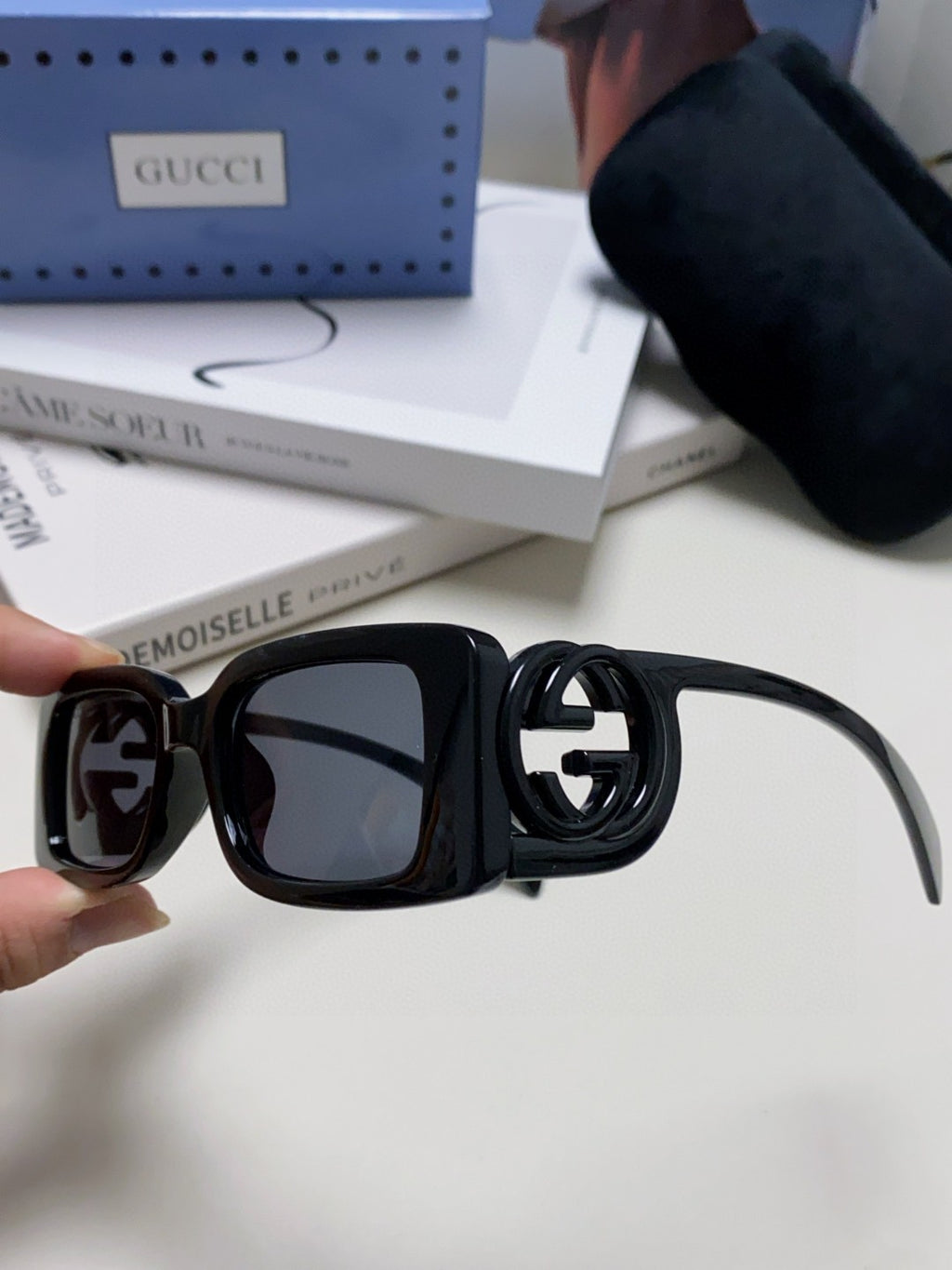 Gucci Rectangular Brown Lens Sunglasses for Men & Women - detail image 7