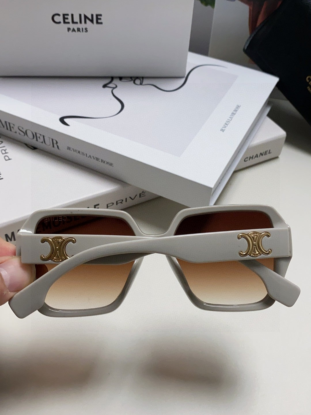 Celine Square Red Lens Sunglasses for Men & Women - 486936 - detail image 4