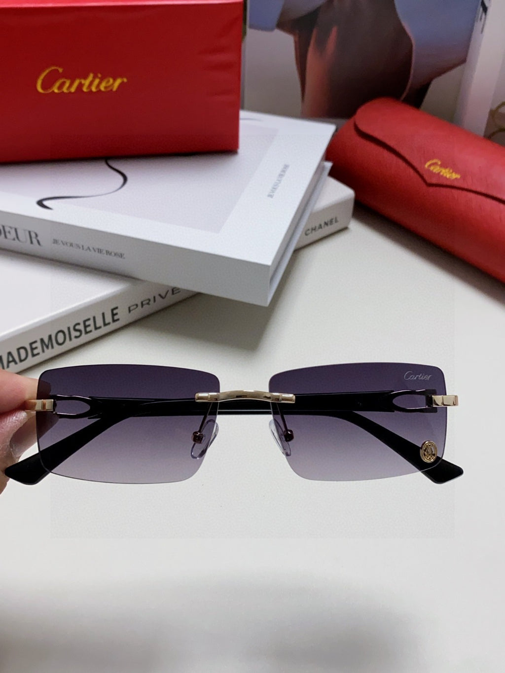 Cartier Blue-Light Rimless Gray Lens Sunglasses for Men & Women - detail image 3
