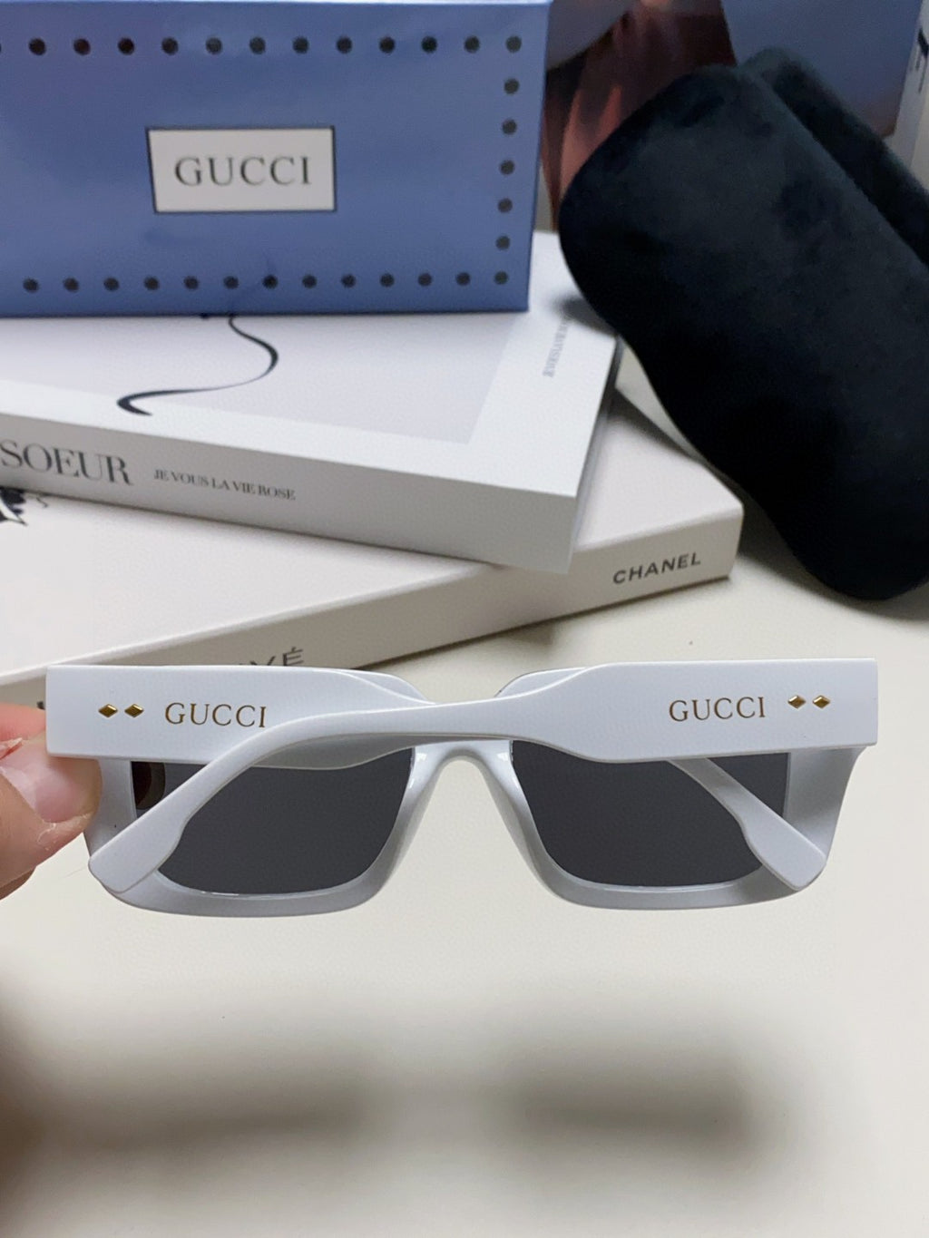 Gucci GG1529S Fashion Silver Lens Sunglasses for Men & Women - 493345 - detail image 4