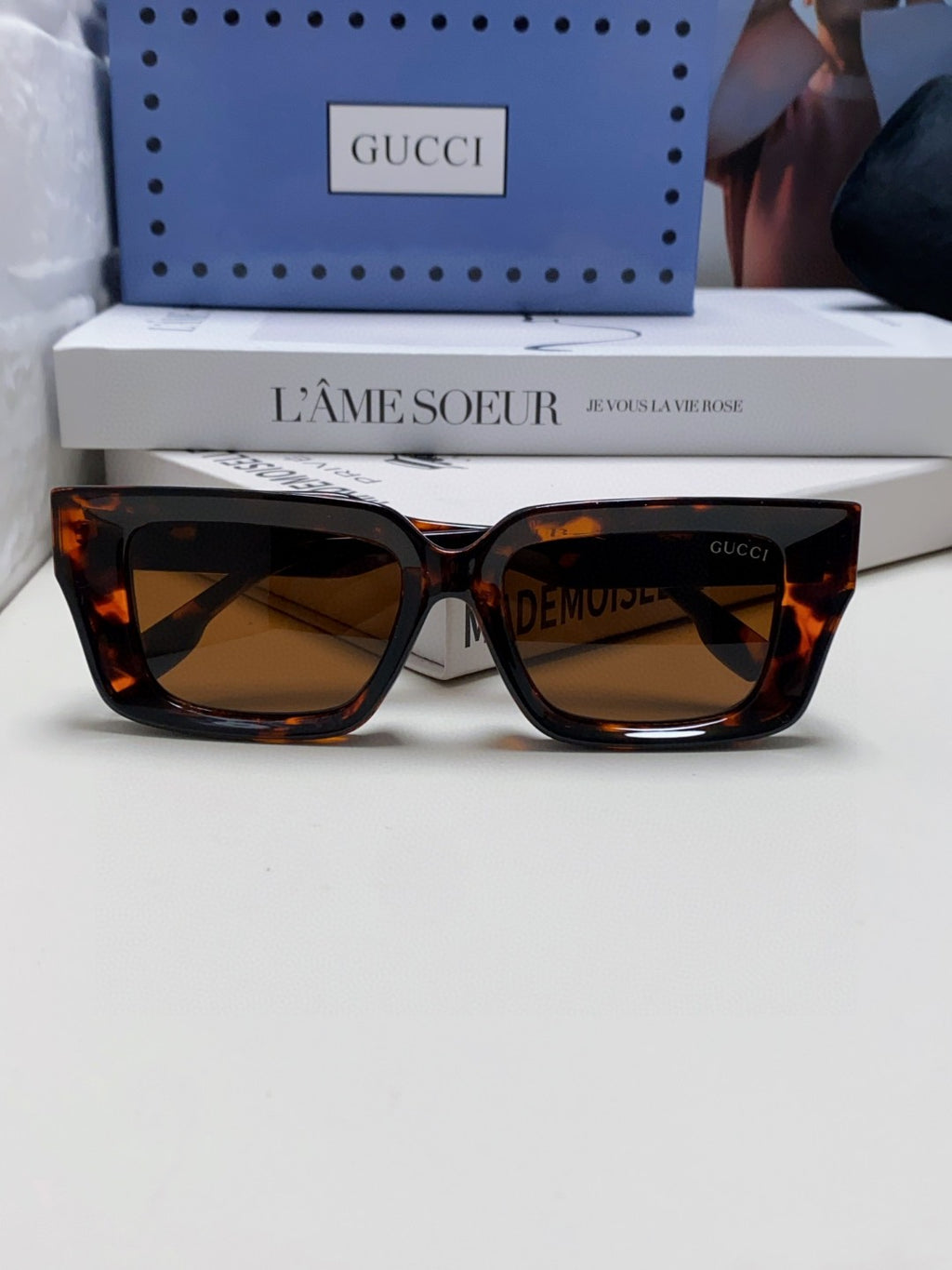 Gucci GG1529S Fashion Silver Lens Sunglasses for Men & Women - detail image 5
