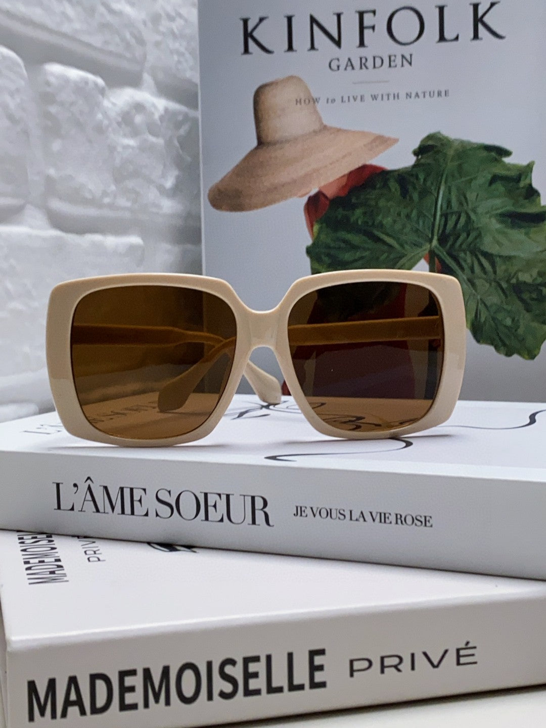 Gucci Oversized Brown Lens Sunglasses for Women - 493348