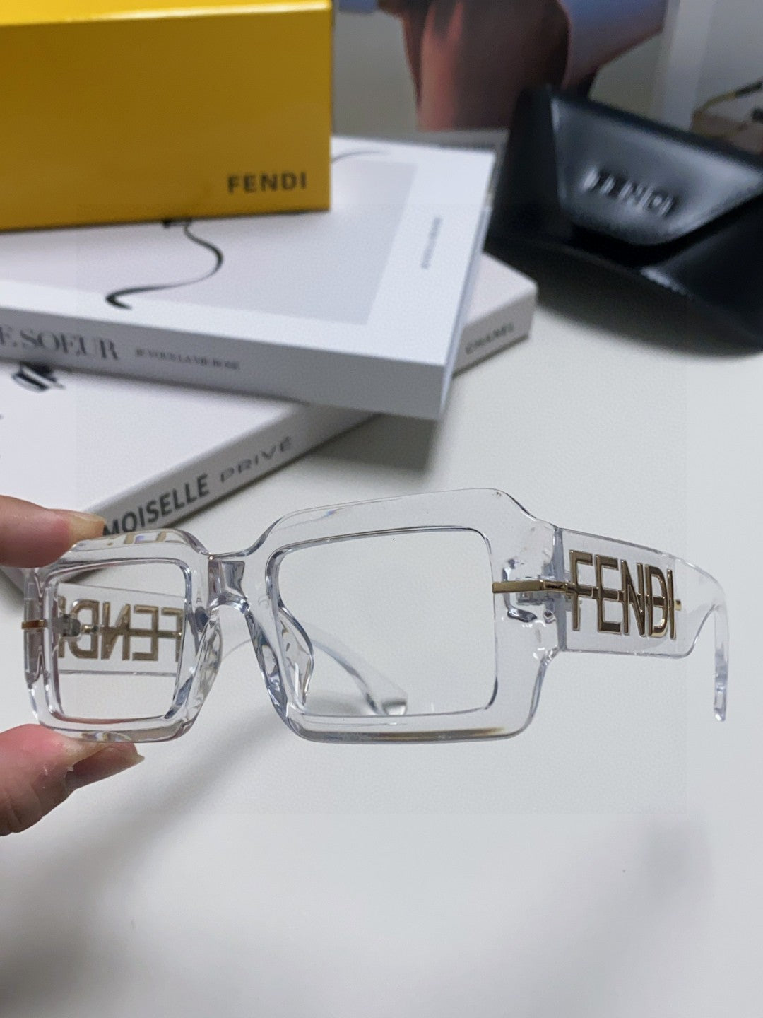 Fendi Square Gray Lens Sunglasses for Men & Women - 372457 - detail image 4