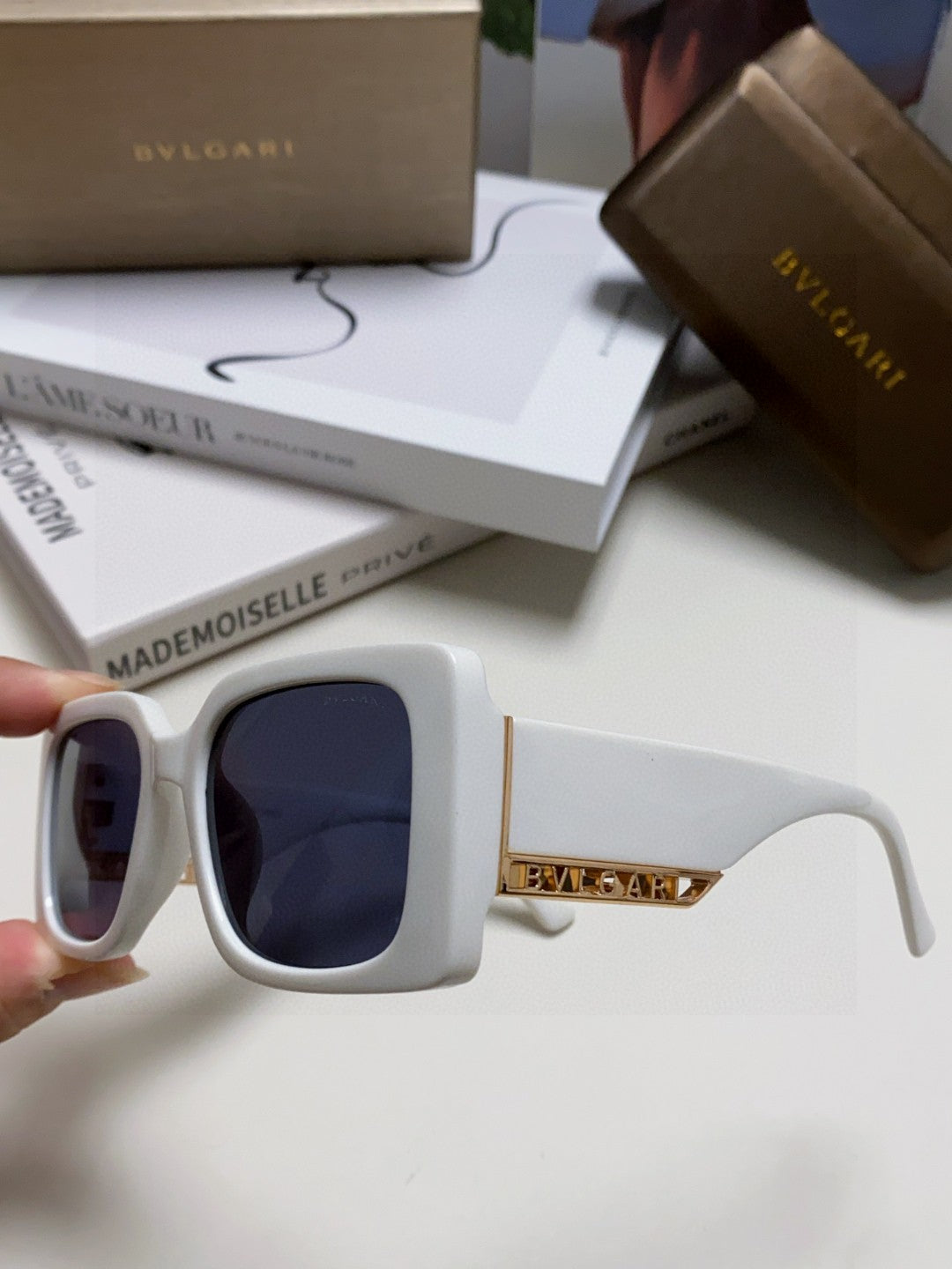 Bottega Veneta Square Blue Lens Sunglasses for Women - detail image 5