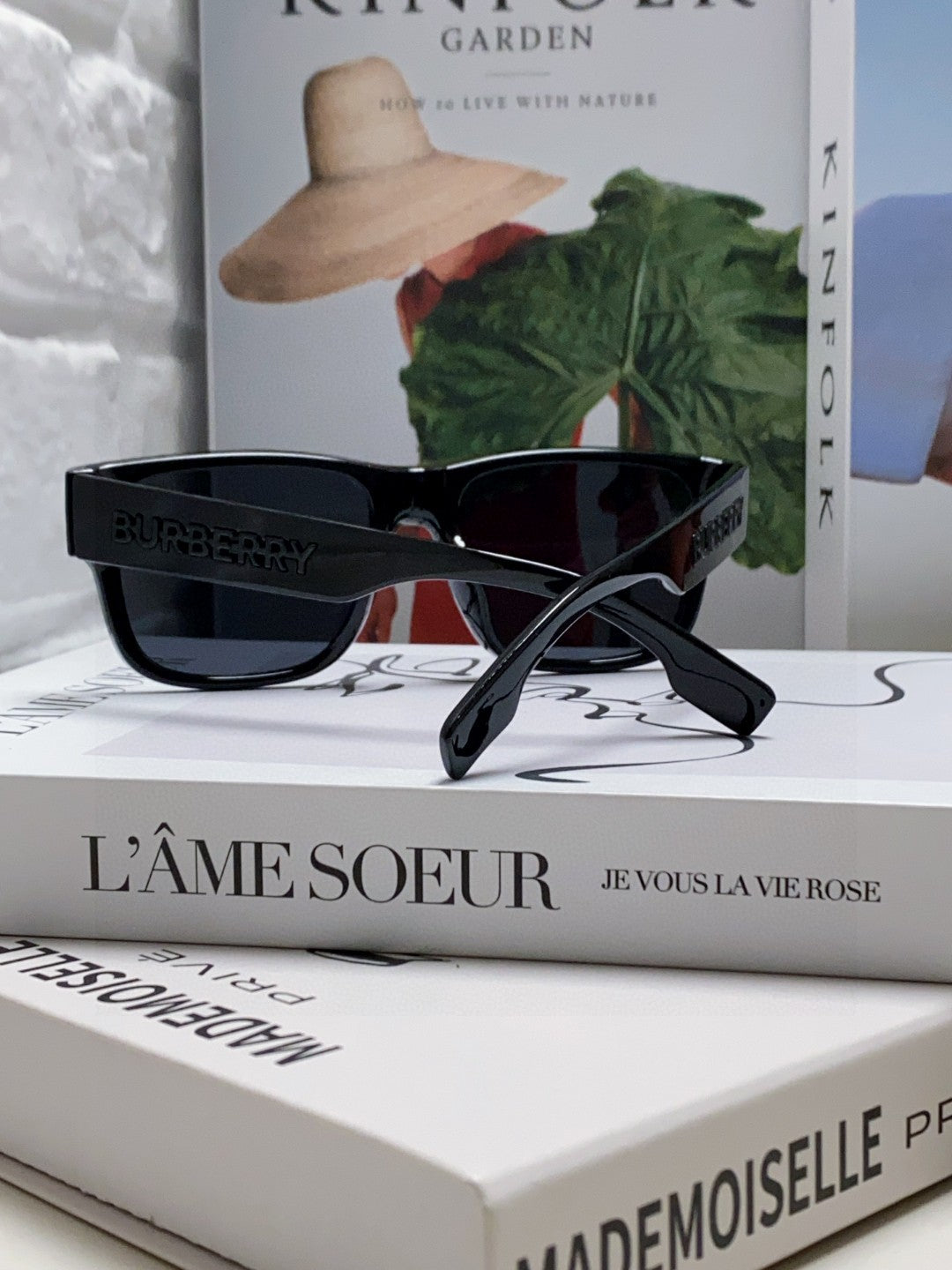 Burberry Fashion Blue Lens Sunglasses for Men & Women - 372331 - detail image 2