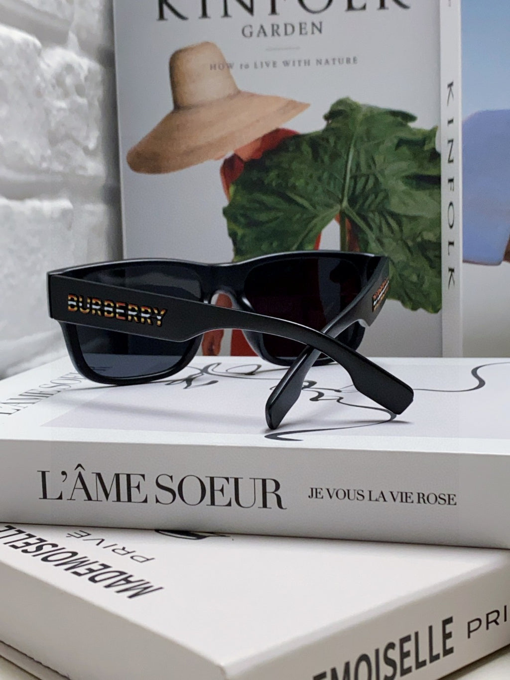 Burberry Fashion Black Lens Sunglasses for Men & Women - 372332 - detail image 4