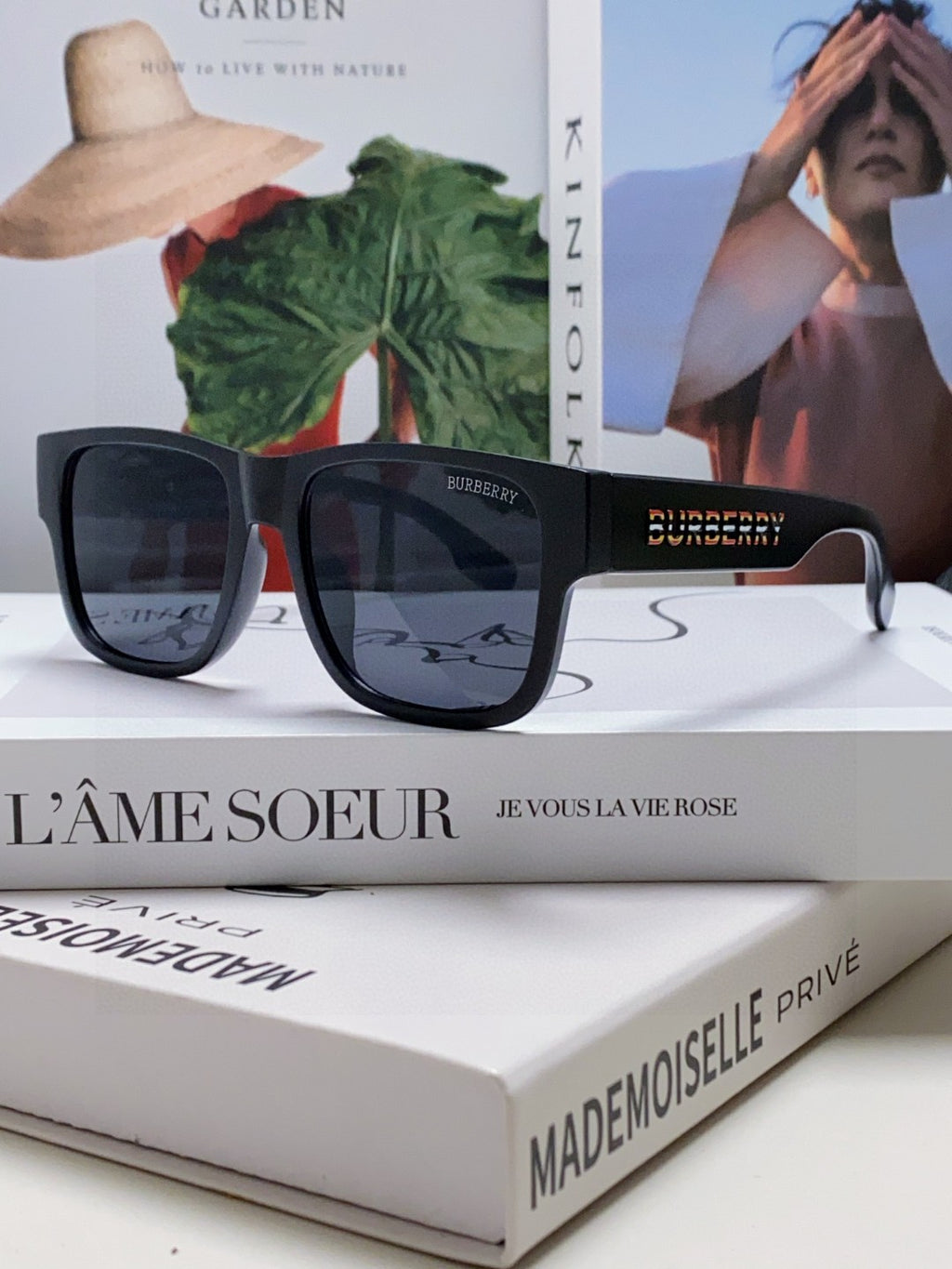 Burberry Fashion Black Lens Sunglasses for Men & Women - 372332 - detail image 2
