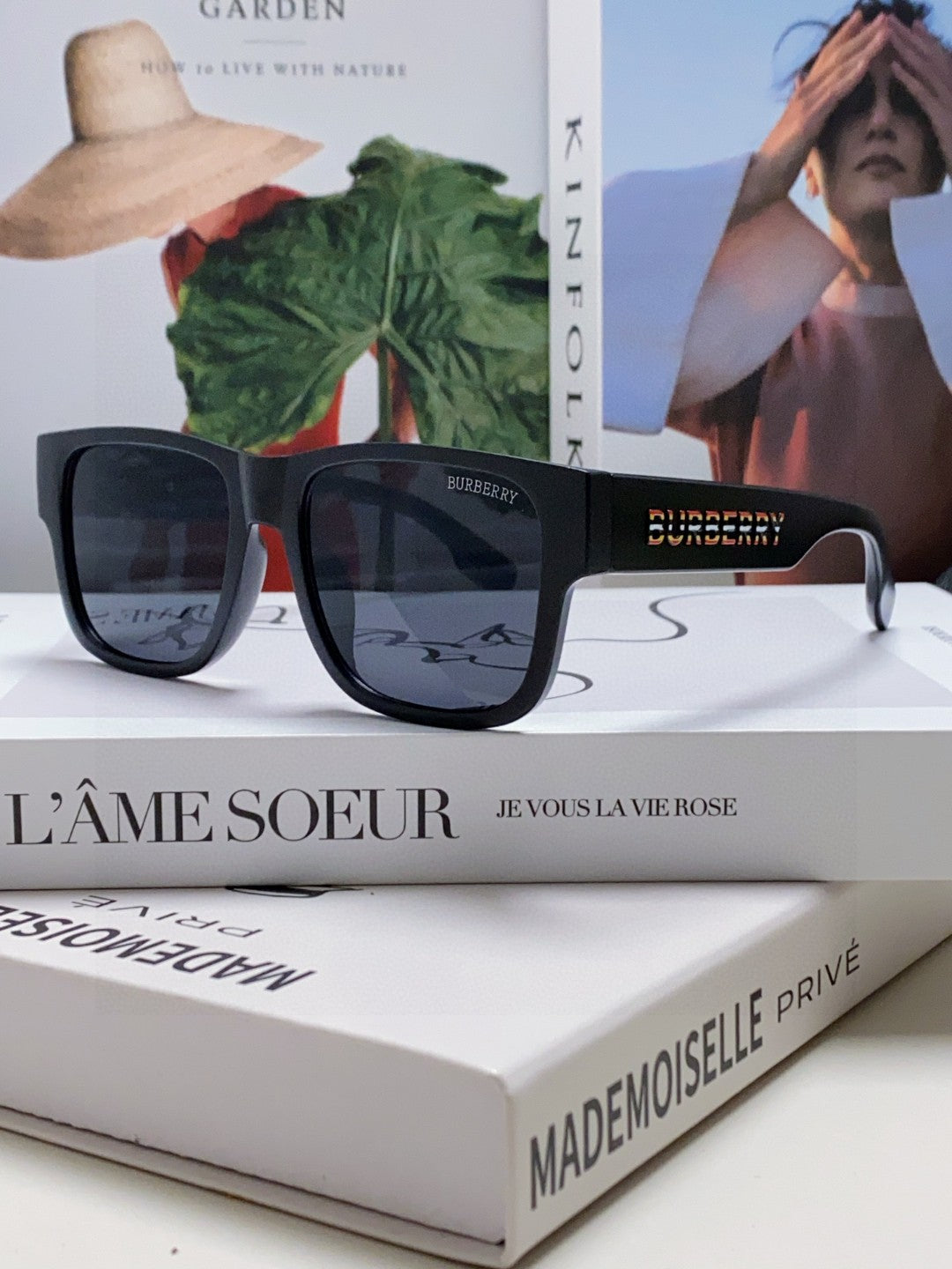 Burberry Fashion Black Lens Sunglasses for Men & Women - 372332 - detail image 2