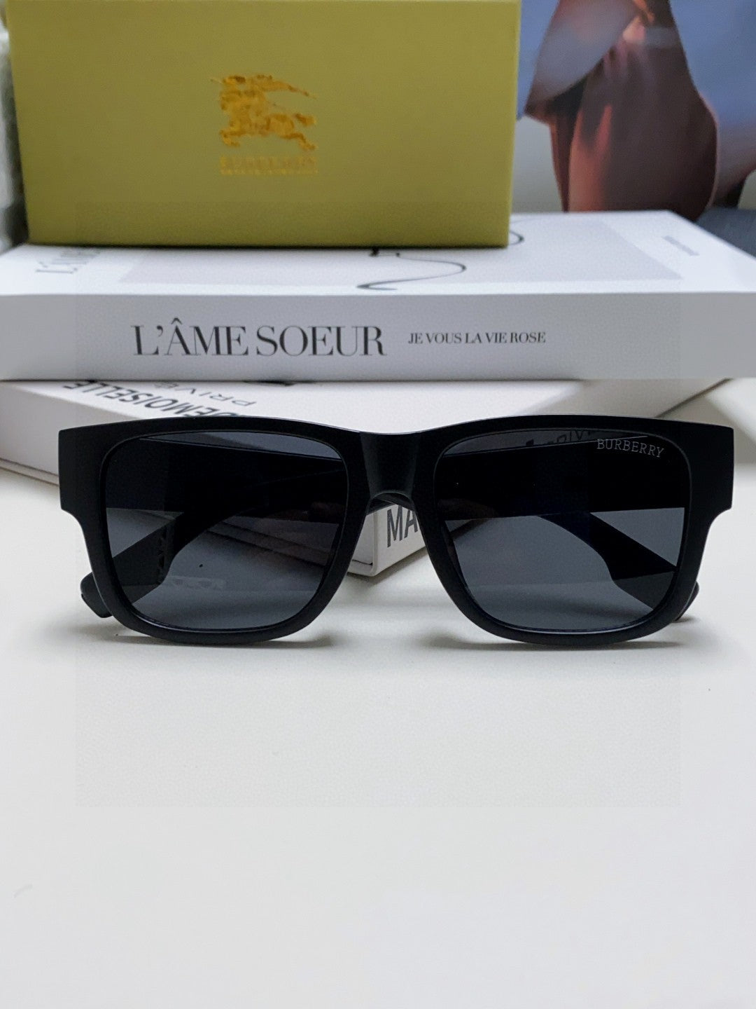 Burberry Fashion Black Lens Sunglasses for Men & Women - 372332 - detail image 8