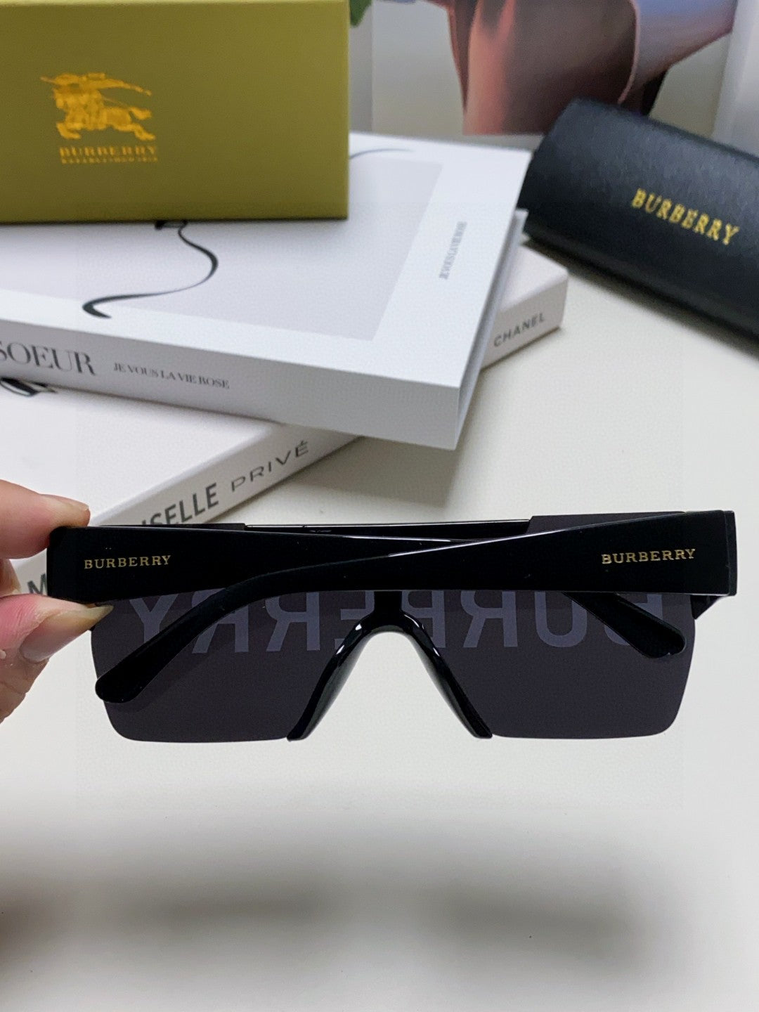 Burberry Fashion Gray Lens Sunglasses for Men & Women - 372325 - detail image 4