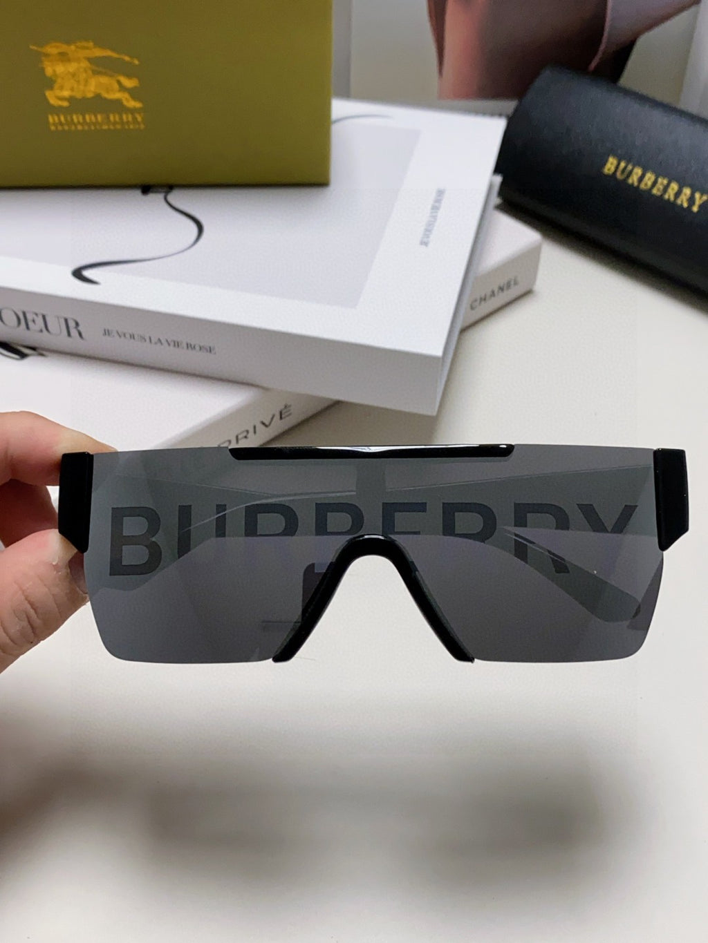 Burberry Fashion Gray Lens Sunglasses for Men & Women - 372325 - detail image 3