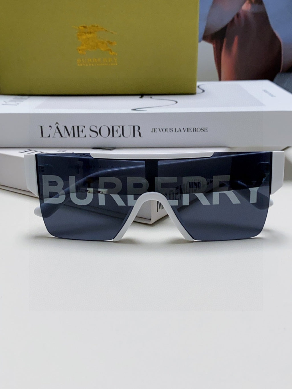 Burberry Fashion Red Lens Sunglasses for Men & Women - 372326 - detail image 6