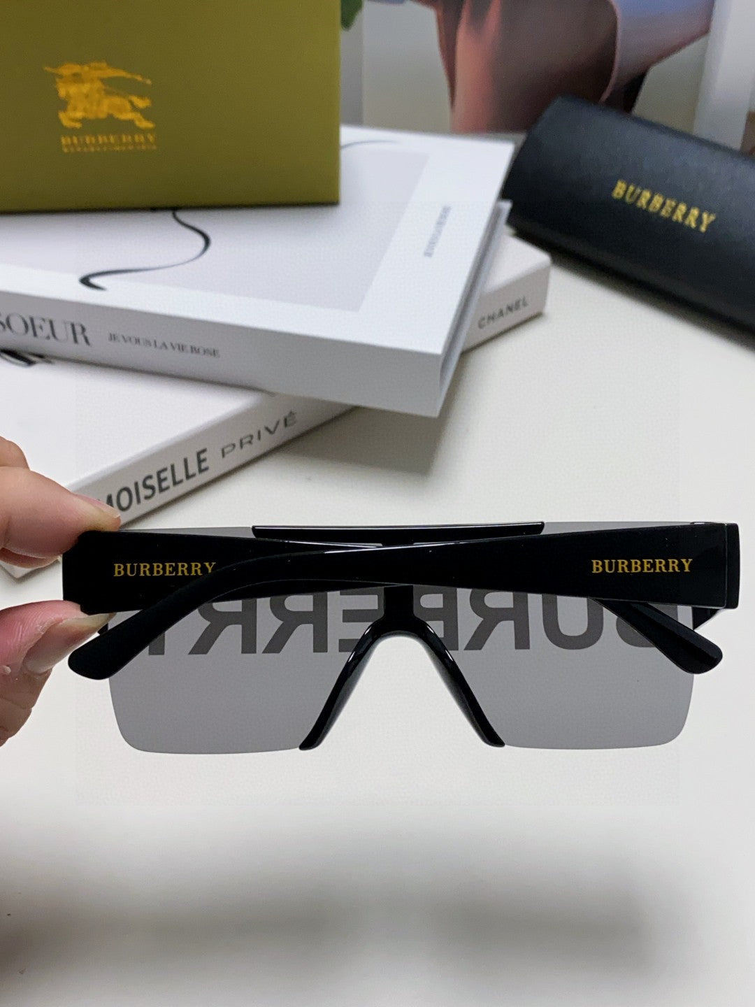 Burberry Fashion Silver Lens Sunglasses for Men & Women - 372327 - detail image 4