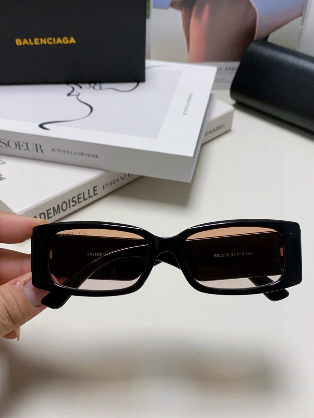 Balenciaga Fashion Silver Lens Sunglasses for Men & Women - 382912 - detail image 3