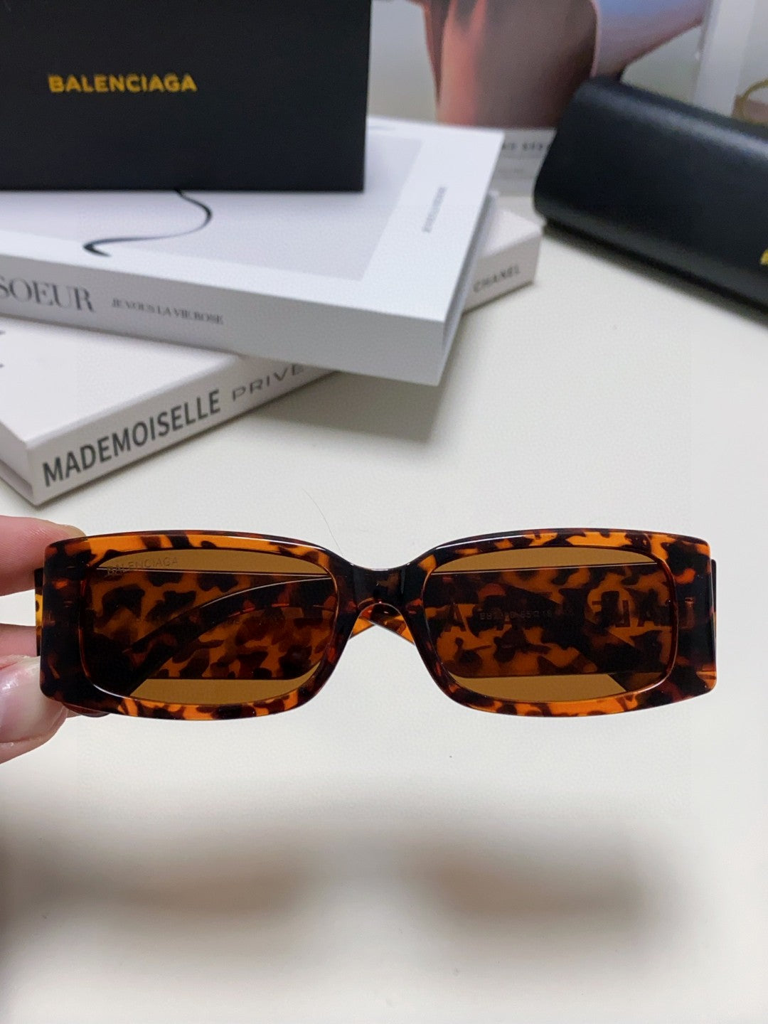 Balenciaga Fashion Brown Lens Sunglasses for Men & Women - 382915 - detail image 3