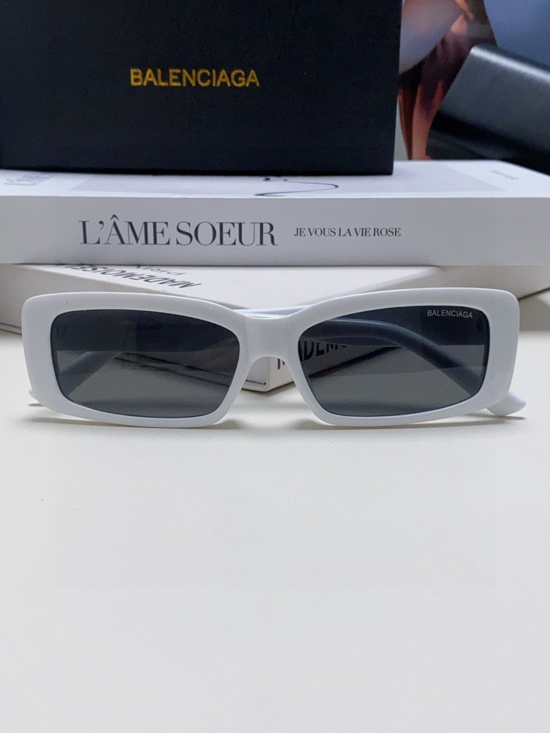 Balenciaga Rectangular Gray Lens Sunglasses for Men & Women - 382921 - detail image 6