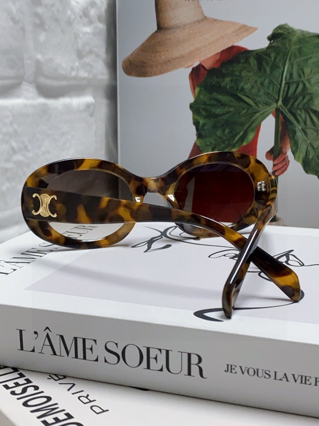 Celine CL40194 Fashion Silver Lens Sunglasses for Men & Women - detail image 2