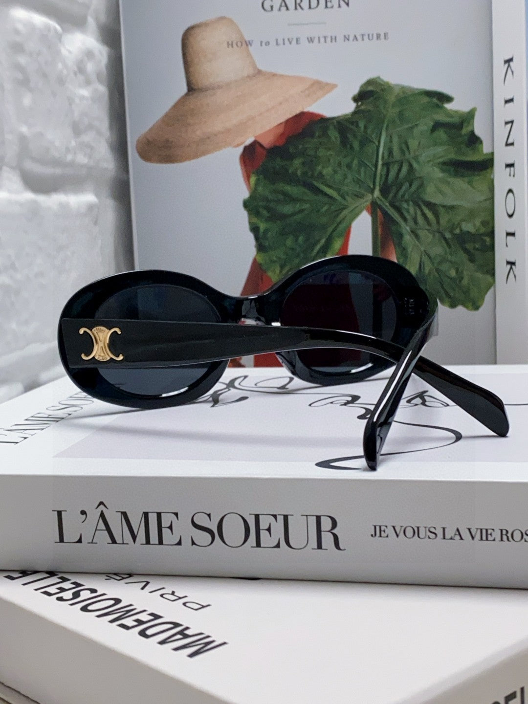 Celine CL40194 Fashion Red Lens Sunglasses for Men & Women - detail image 2