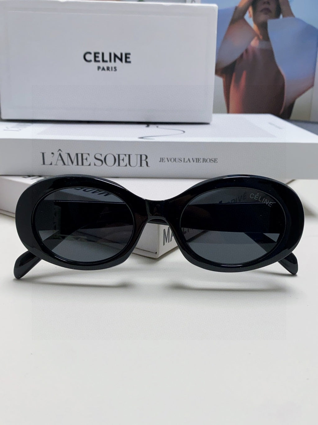 Celine CL40194 Fashion Red Lens Sunglasses for Men & Women - detail image 6