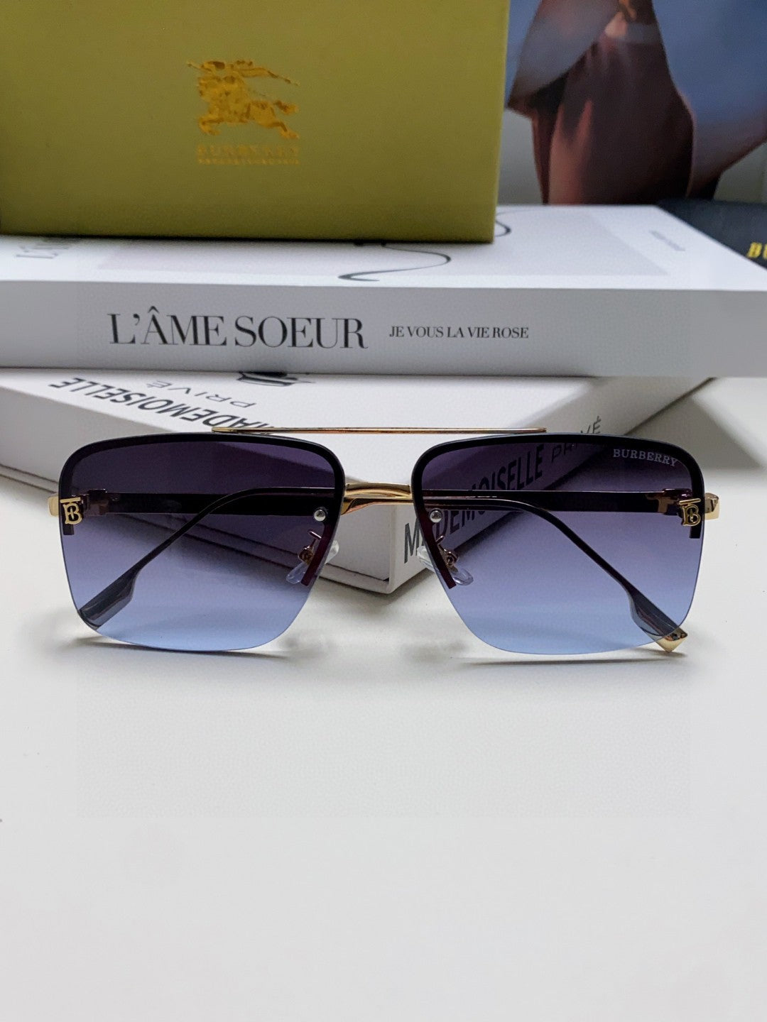 Burberry Fashion Blue Lens Sunglasses for Men & Women - 399062 - detail image 6