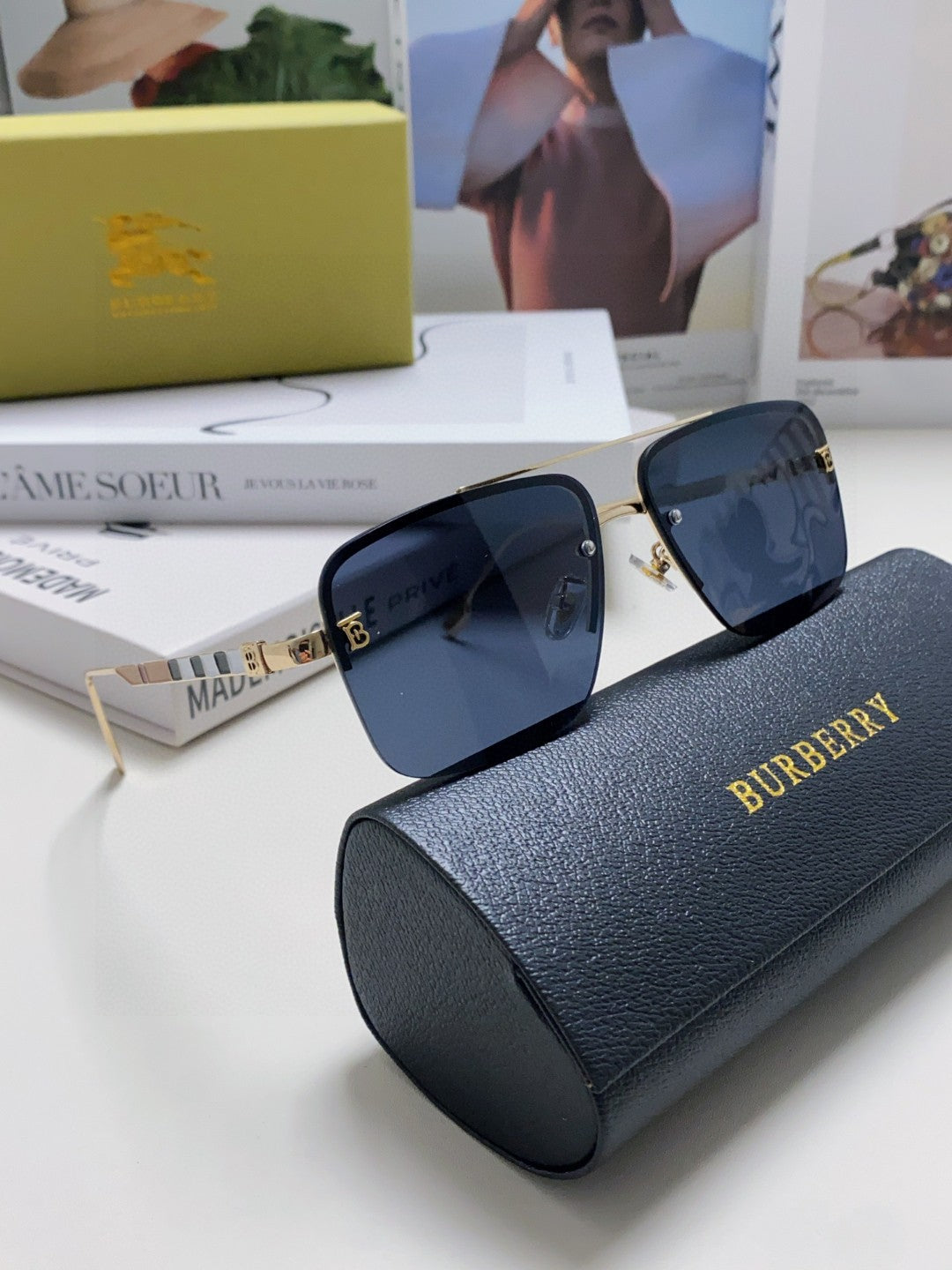Burberry Fashion Blue Lens Sunglasses for Men & Women - 399063 - detail image 7