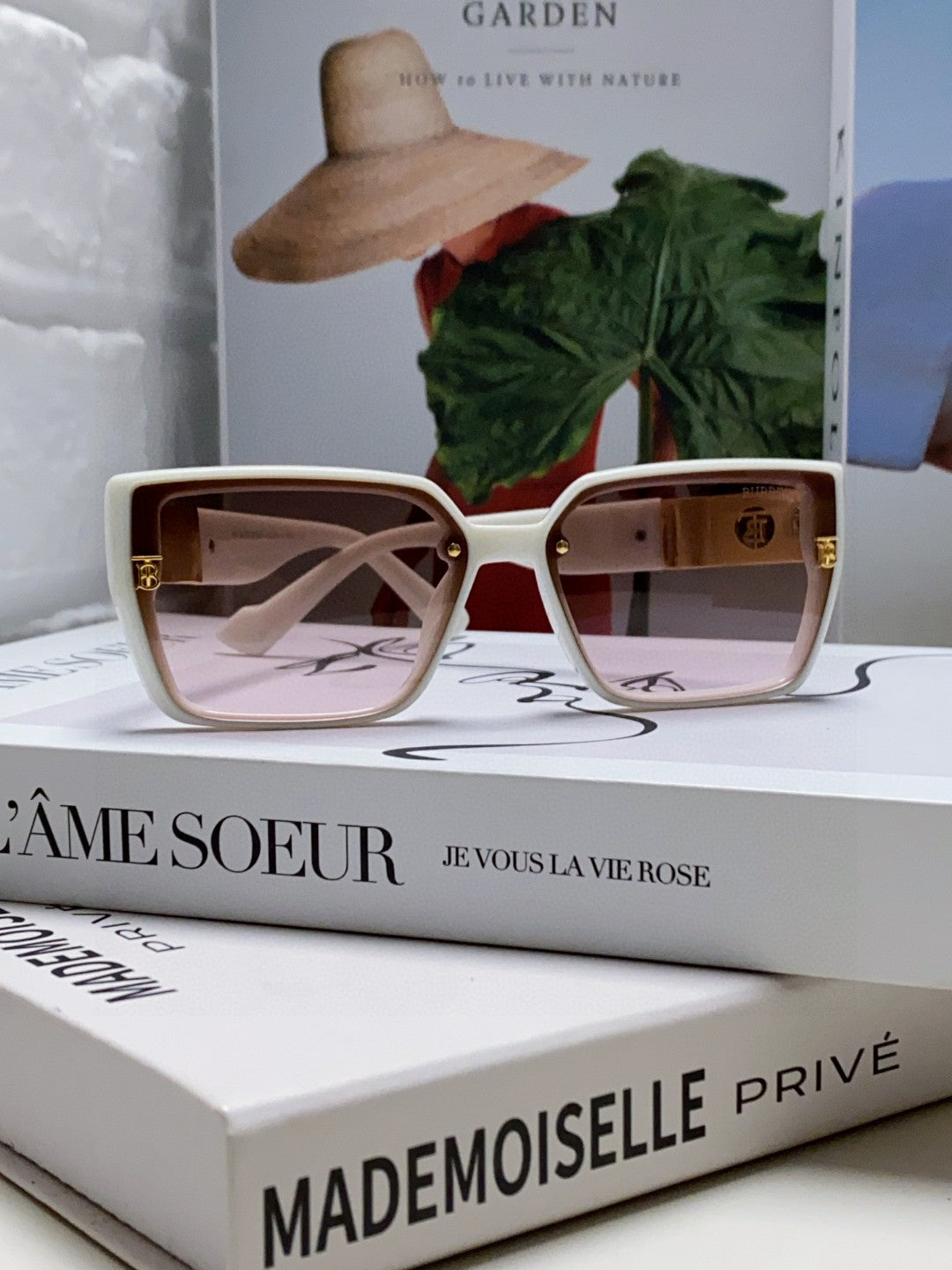 Burberry Fashion Gray Lens Sunglasses for Women