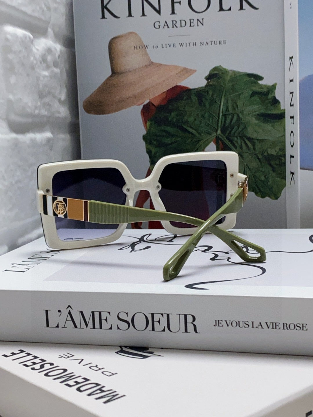 Burberry Fashion Blue Lens Sunglasses for Men & Women - 399100 - detail image 2