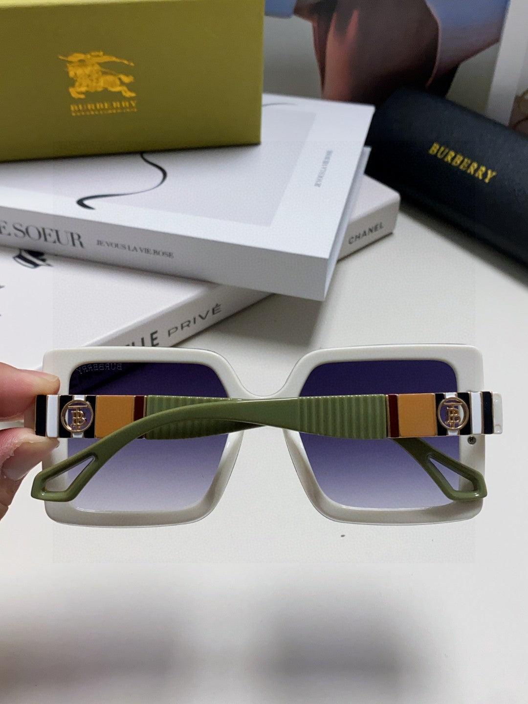Burberry Fashion Blue Lens Sunglasses for Men & Women - 399100 - detail image 4
