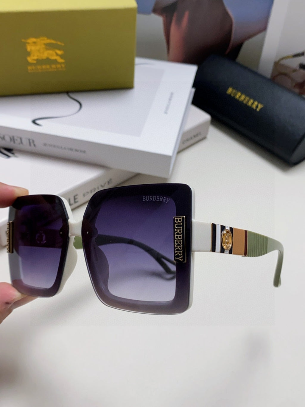 Burberry Fashion Blue Lens Sunglasses for Men & Women - 399100 - detail image 5
