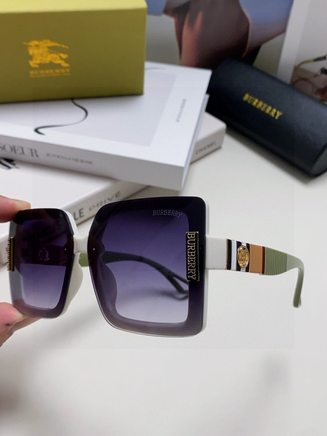 Burberry Fashion Blue Lens Sunglasses for Men & Women - 399100 - detail image 5