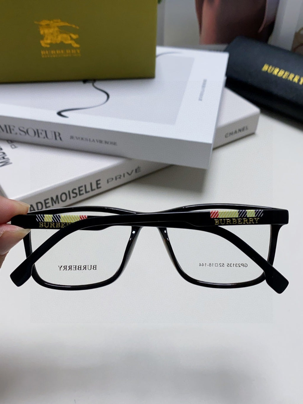 Burberry Fashion Gray Lens Sunglasses for Men - 399105 - detail image 4