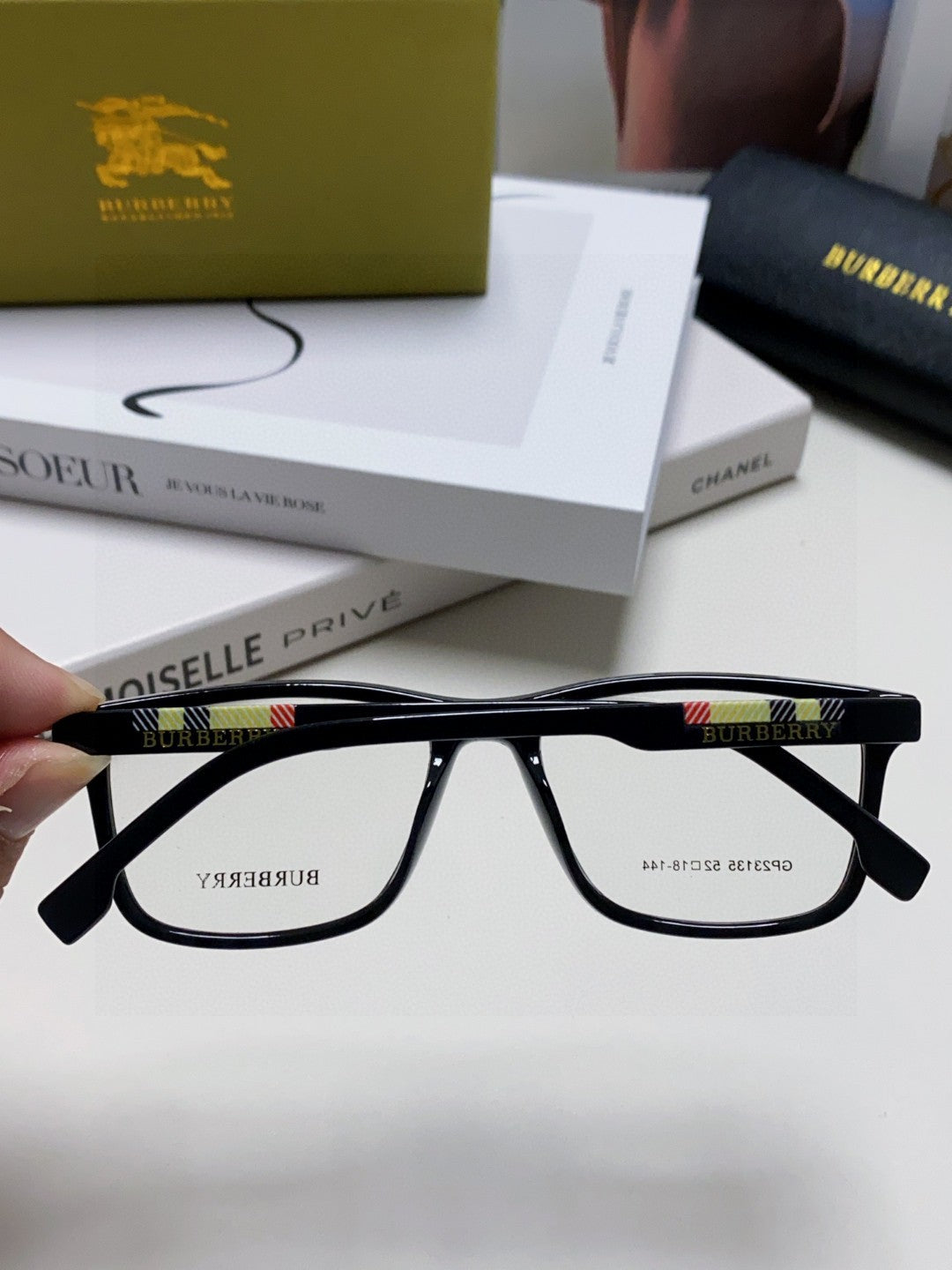 Burberry Fashion Gray Lens Sunglasses for Men - detail image 4