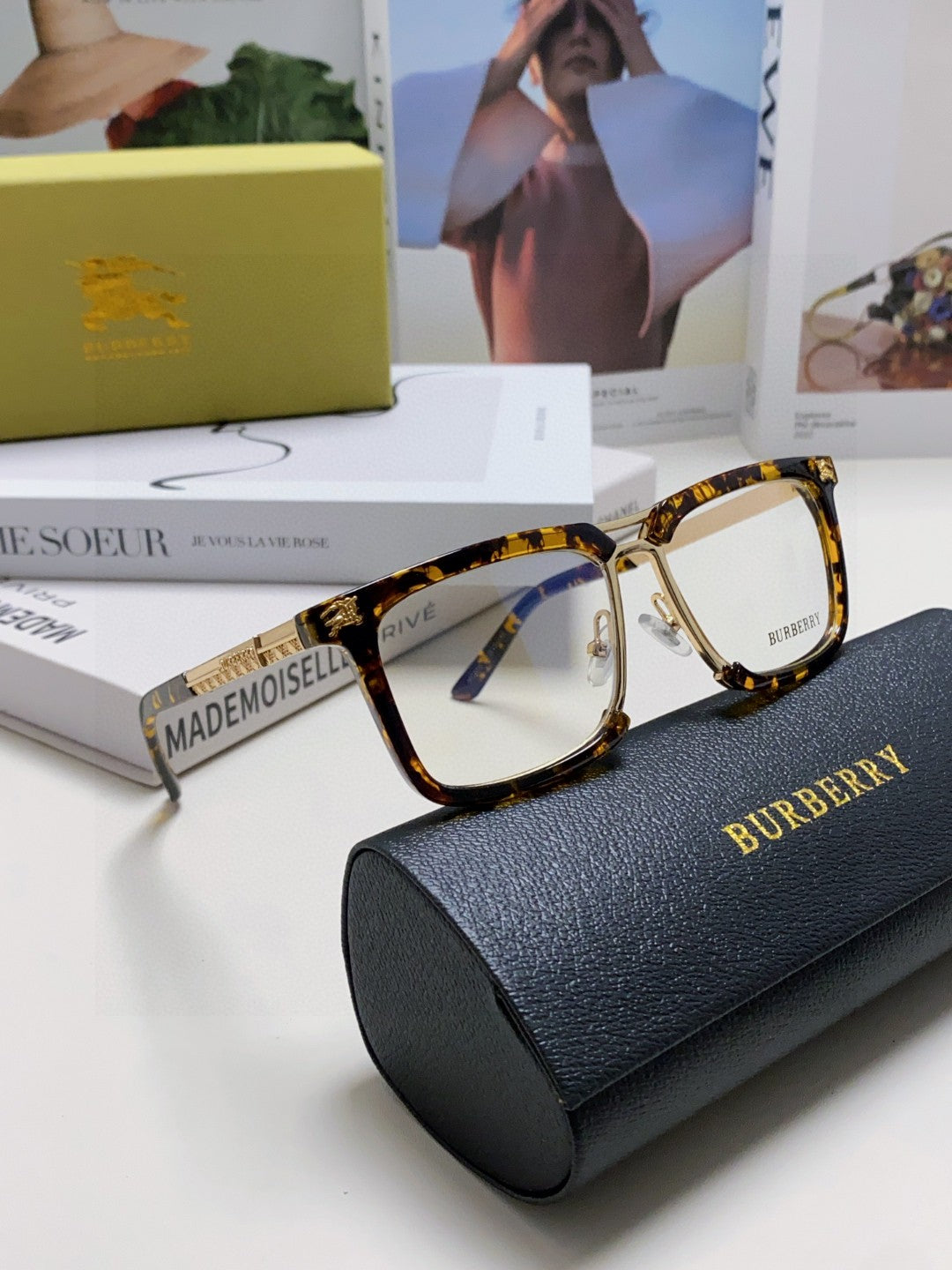 Burberry Metal Fashion Gray Lens Sunglasses for Men & Women - detail image 7