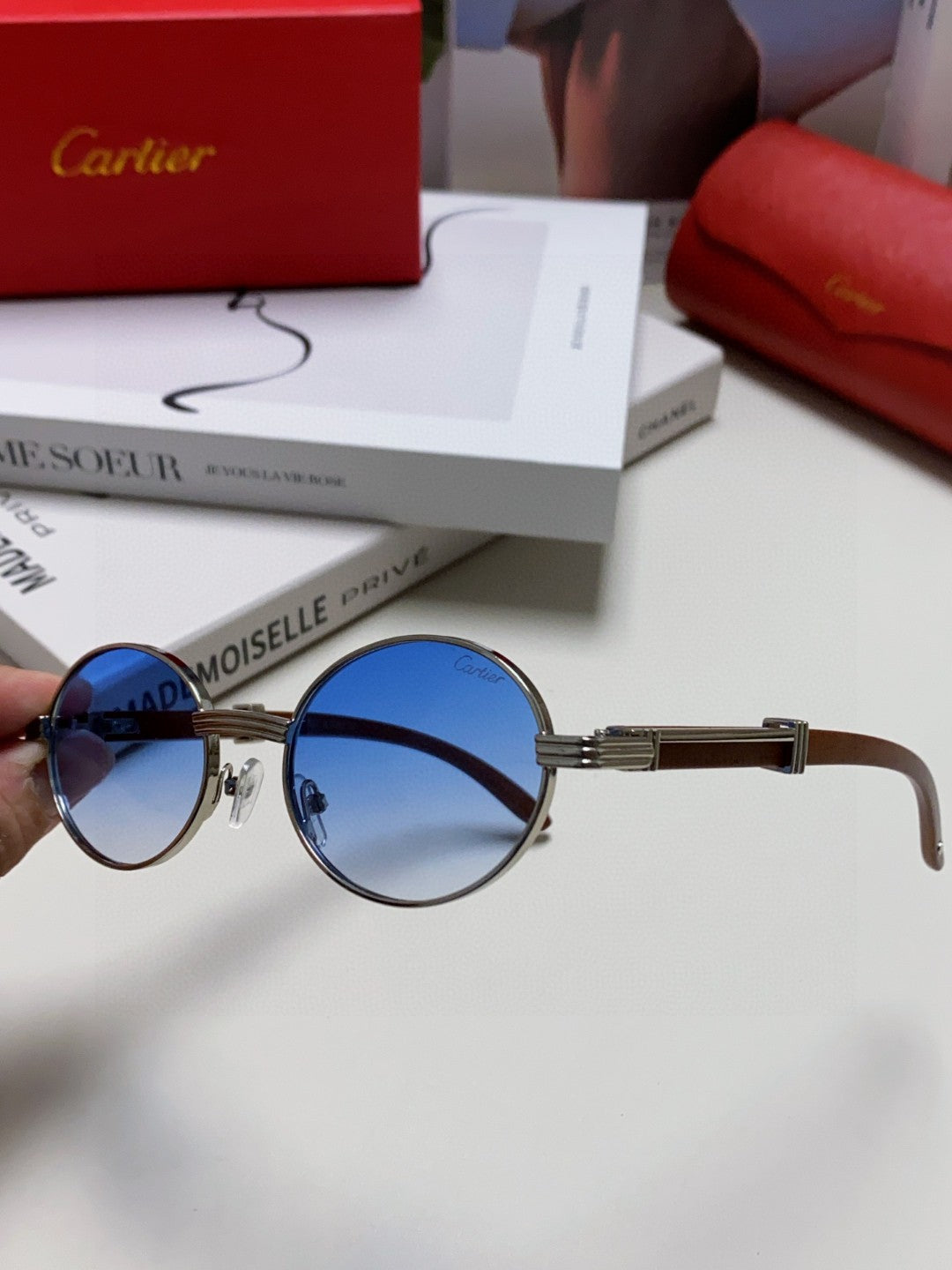 Cartier CT0464S Round Blue Lens Sunglasses for Men & Women - detail image 4