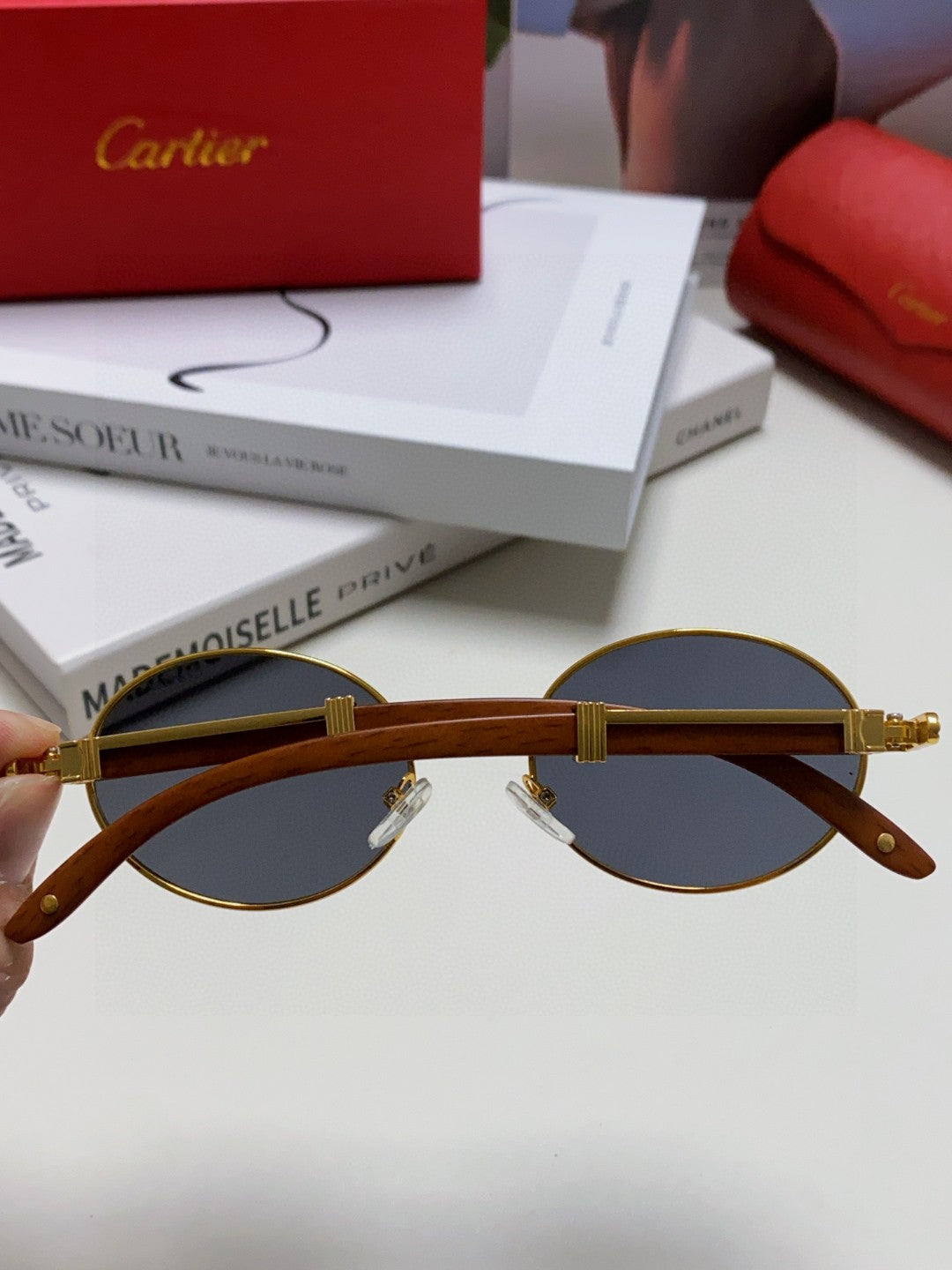 Cartier CT0464S Round Black Lens Sunglasses for Men & Women - detail image 6