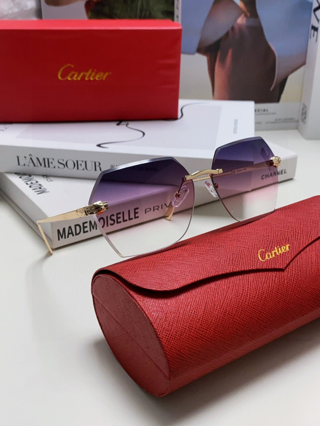 Cartier Photochromic Rimless Red Lens Sunglasses for Men & Women - detail image 7