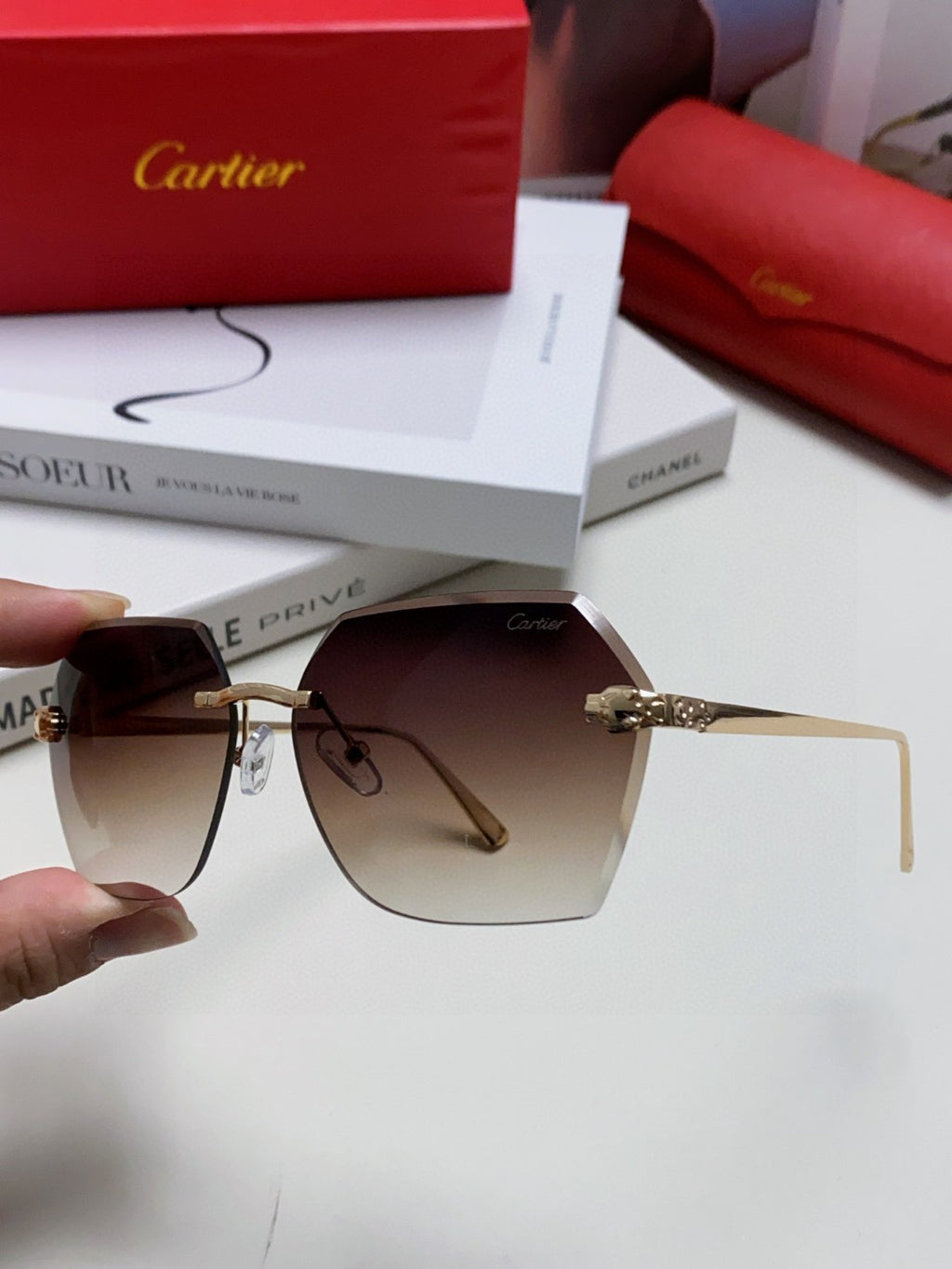 Cartier Photochromic Rimless Silver Lens Sunglasses for Men & Women - detail image 4