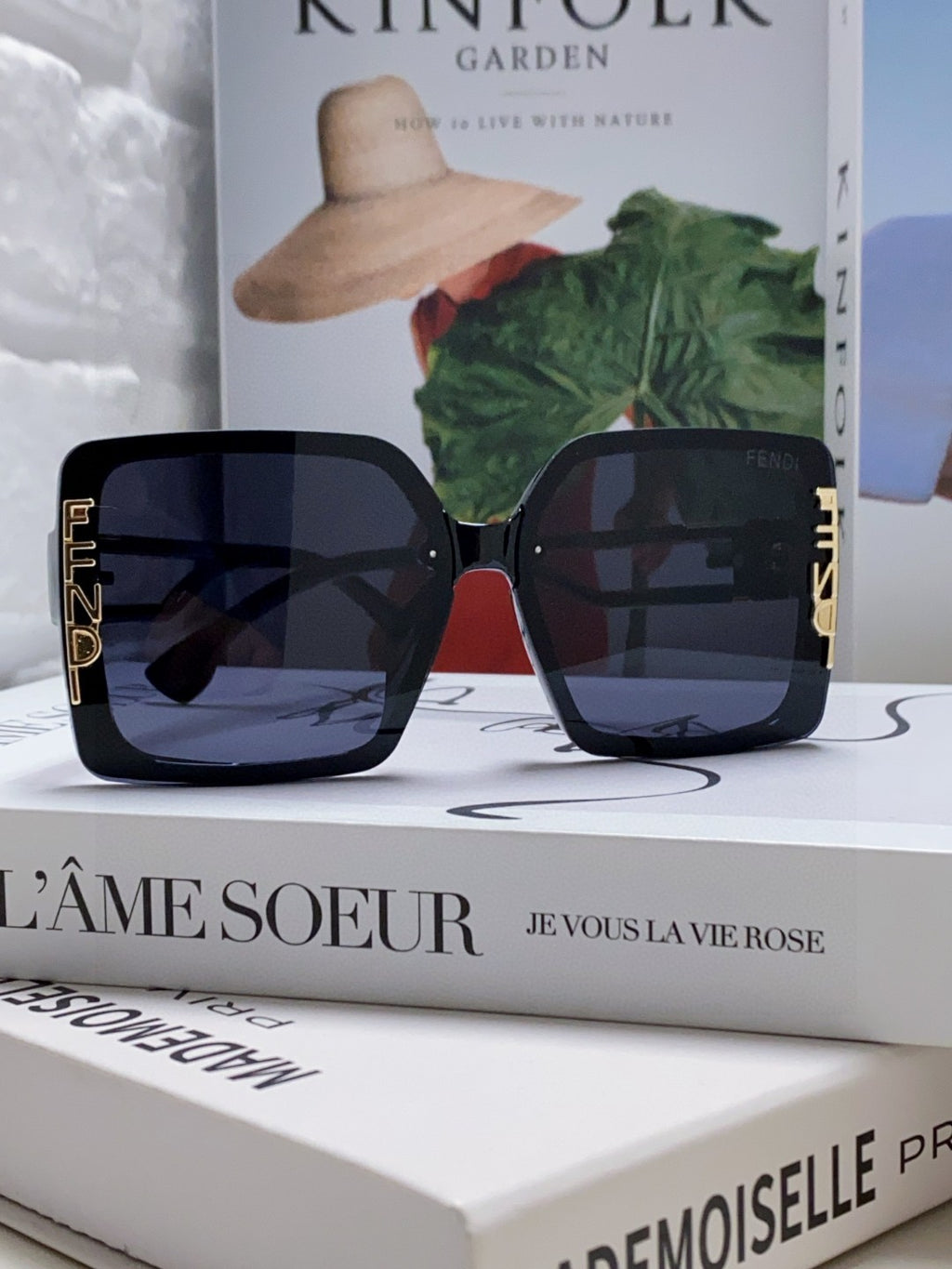 Fendi Fashion Gold Lens Sunglasses for Women